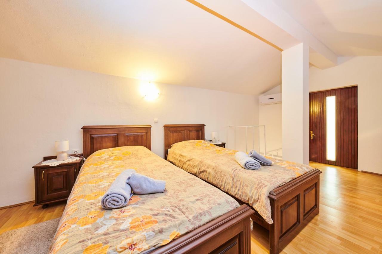 Kuca Za Odmor Petra Apartman Cepljani Kültér fotó