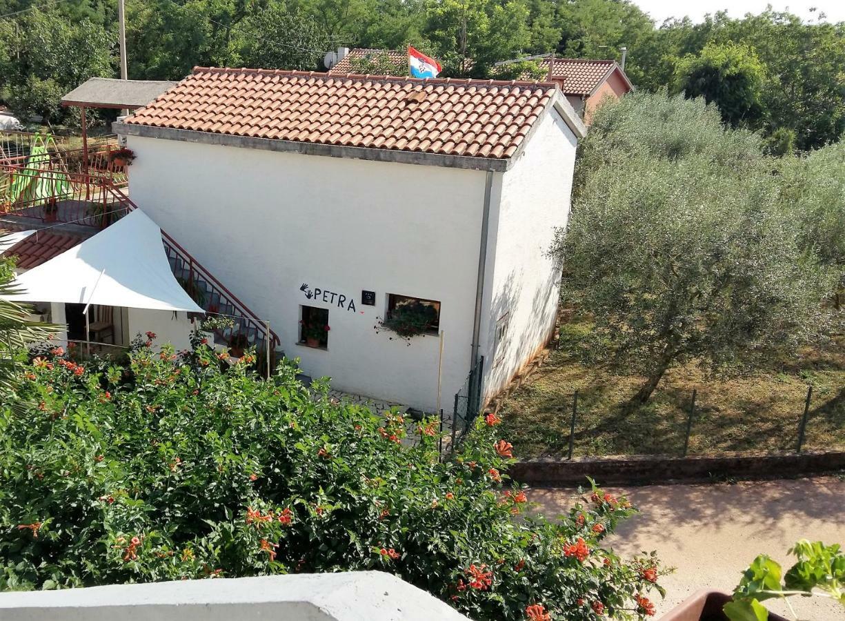 Kuca Za Odmor Petra Apartman Cepljani Kültér fotó